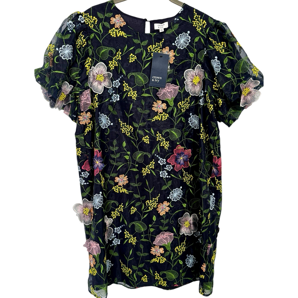 crown & ivy Black Floral Embroidered Shift Dress
